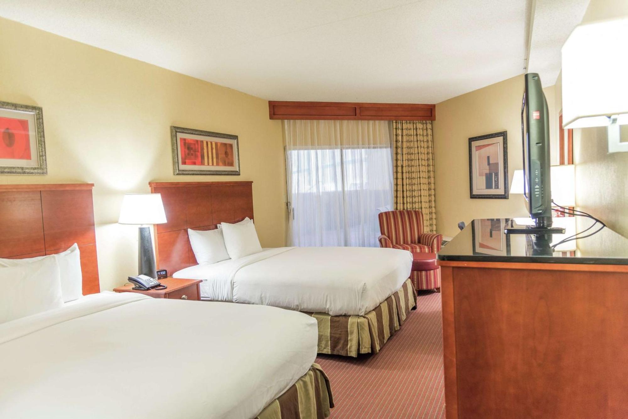 Doubletree By Hilton Holland Hotell Eksteriør bilde