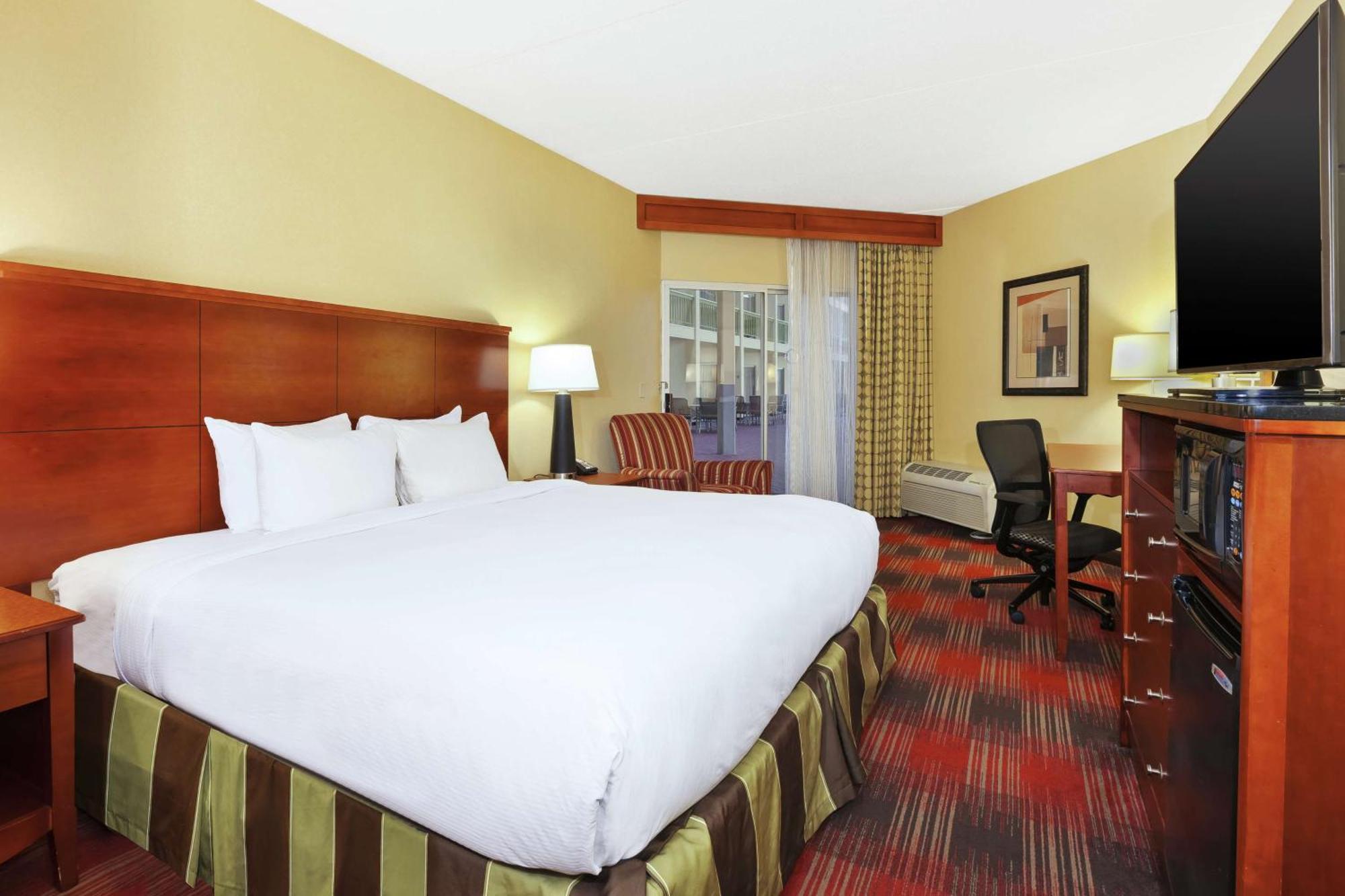 Doubletree By Hilton Holland Hotell Eksteriør bilde