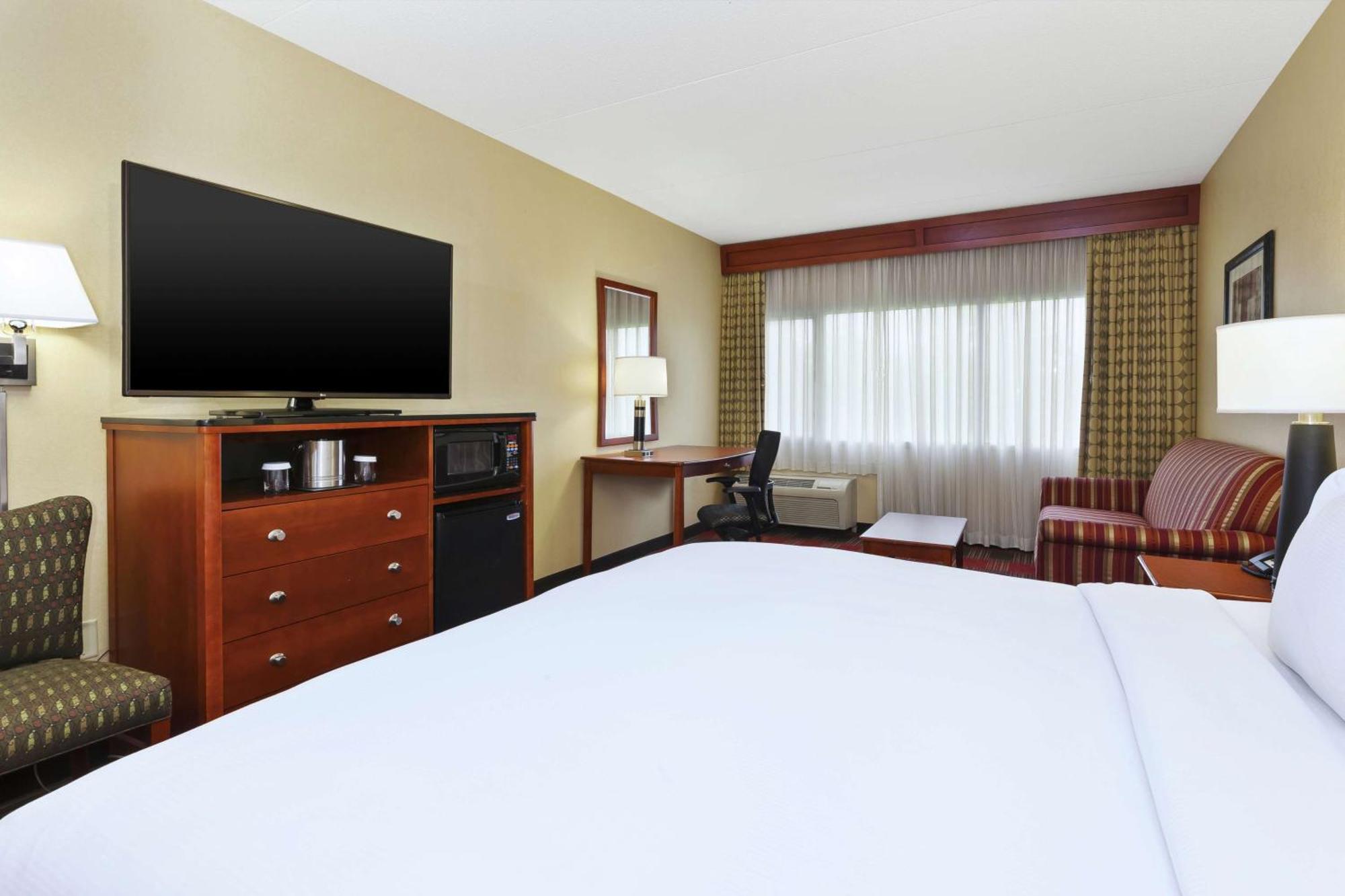 Doubletree By Hilton Holland Hotell Eksteriør bilde