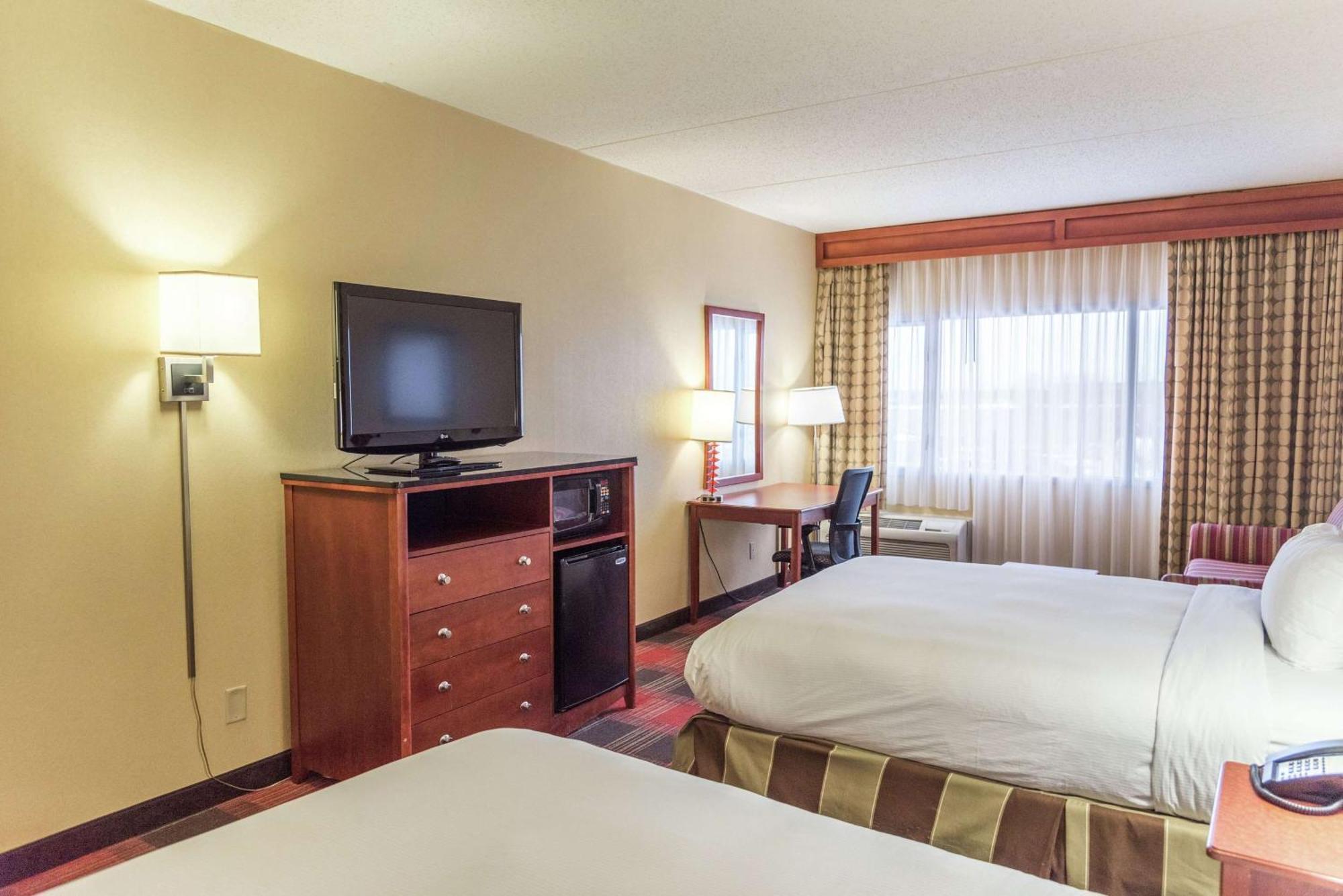 Doubletree By Hilton Holland Hotell Eksteriør bilde